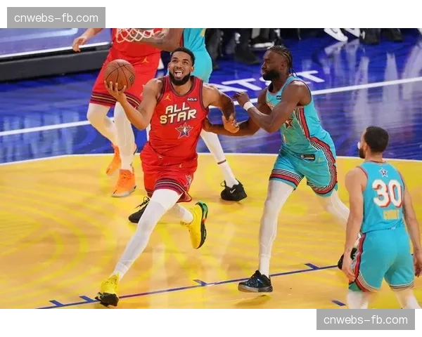 元宝派推出“一起看NBA全明星赛”专题，AI互动玩法融合观赛与社交