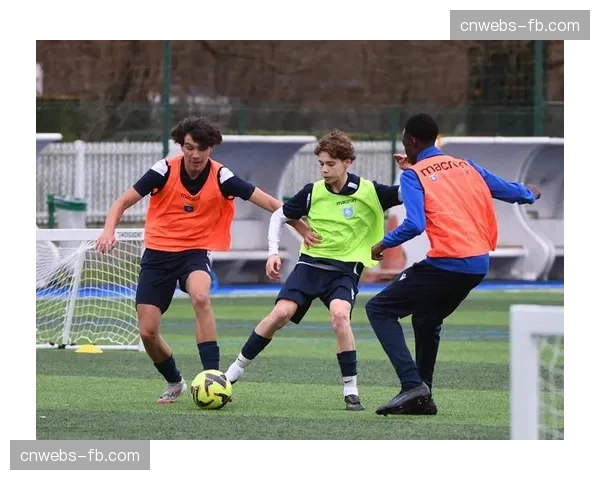 青年球员培养体系改革方案出台,意甲俱乐部青训投入要求提高 青年球员培养体系改革方案出台,意甲俱乐部青训投入要求提高